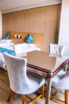 Shangjie Business Hotel Hotels in De'an