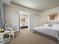 NJV Athens Plaza Hotels near Goethe Institut Athen