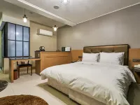 The Koryo Hotel Hotels in Bucheon-si