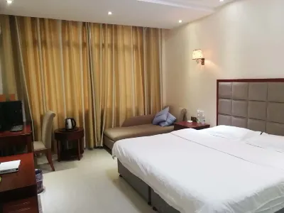 Yanjin Juquanlou Business Hotel فنادق في يانجين