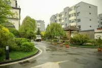 Heng Geely Hotel Hotels near Zhenwu Temple