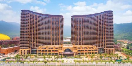 Longemont Zoo Hotel Отели рядом с достопримечательностью «Taihu Lake Longemont Paradise»