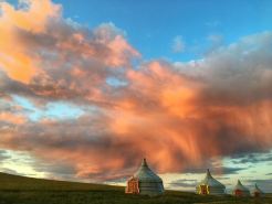 Hulunbuir Yiheula Mongolian Yurt Guesthouse