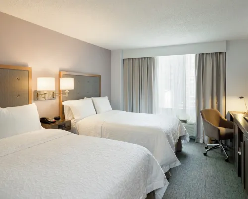 Hampton Inn Manhattan Chelsea Hotels near Bleecker Playground