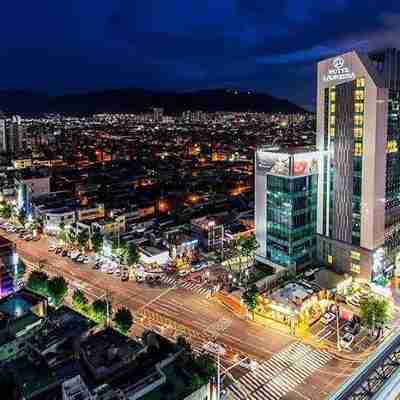 호텔 라온제나 Hotel Exterior