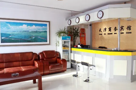 Tianze Business Hotel Отели рядом с достопримечательностью «Shiweilinjiangjiehe Scenic Area»