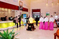 Hejin Carnival Hot Spring Hotel Hotels in Hejin