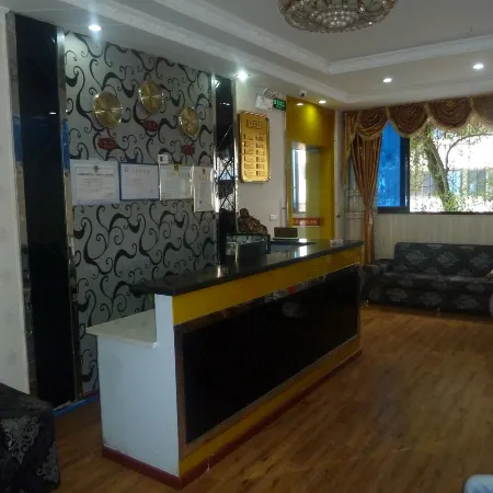 Dazhu Honglou Business Hotel