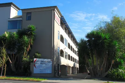 Off Broadway Motel