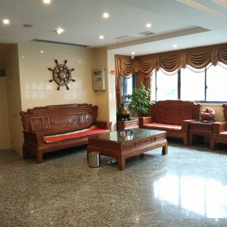 Grand Pier Hotel