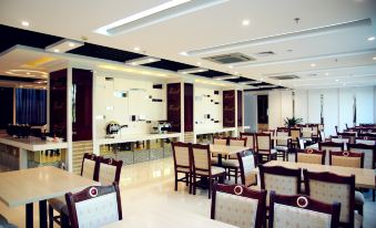 Meizhou Jinpan Hotel - Housity