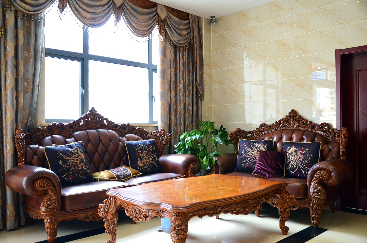 Mulan Huachen Holiday HotelOver view