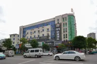 Rooftop 99 Express Hotel Hotel in zona Feihe Canggu