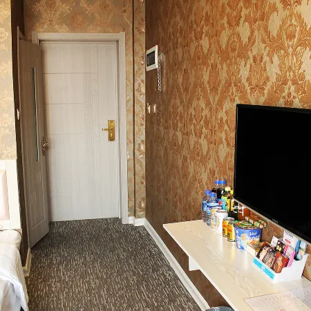 Longjiang Xintie Express Hotel