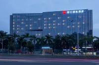 Zhuhai Xiangjiang Victor Hotel (Gongbei Port Lovers Road) Hotels near Shengbao Museum