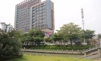 Foshan Yuhe Hotel Apartment (Wantong International Kuiqi Road Subway Station)