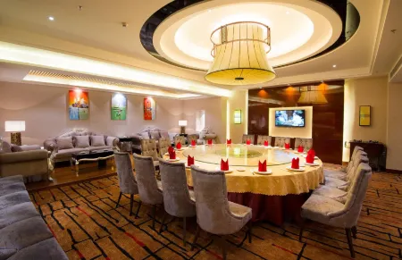 Yonghaoyuan Hotel Отели в г. Луодин