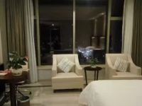 五华華威斯卡顿酒店 - 观景标准大床房