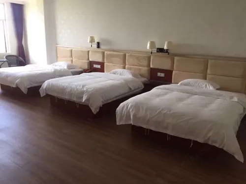 coast fashion hotel