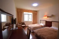 318 Auto Camp Motel Micangshan