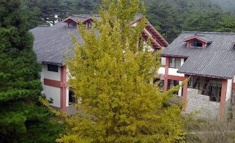 Tianzhu Mountain Villa