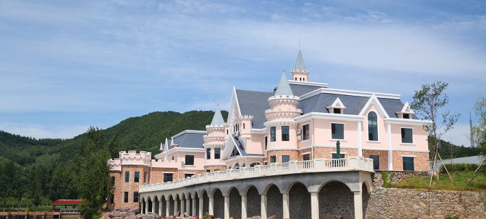Bianshihada Ecological Farm Hotels in Huanren