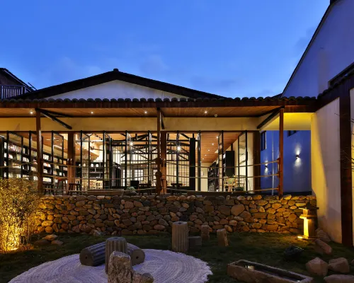 Taoshe Resort Hotel (People's Square Taoyangli Scenic Area Branch) Hotels in Jingdezhen