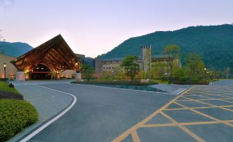 Yuquan Mountain Residence Secret Resort
