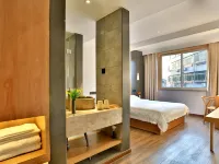 Yinlu Hotel (Wuzhen Scenic Area Branch) Các khách sạn gần Huiyuan Pawnshop