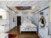 哈尔滨冰城公寓中央大街店 - 浪漫大床房