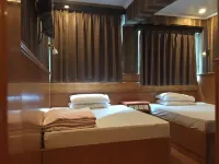Wee Inn فنادق في 