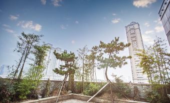 Haoli Holiday Hotel (Guangde Municipal Government)