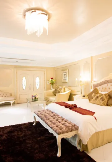 ห้องการ์เด้นสวีทพร้อมอ่างจากุซซี่