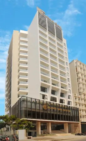 Khách sạn Grand Sea
