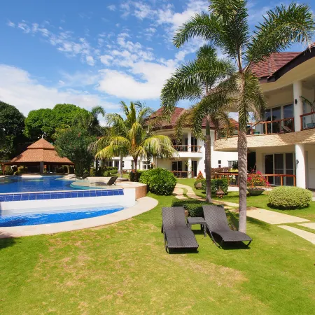 Vida Homes Condo Resort Dauin