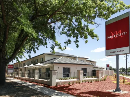 Mercure Wagga Wagga Отели в г. Уогга-Уогга