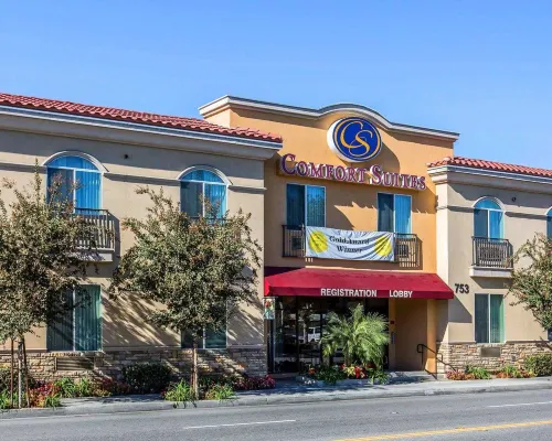 Comfort Suites Near City of Industry - Los Angeles Hotels in La Puente