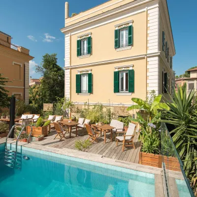 Palm Gallery Hotel Hotels near Piazza Fiume