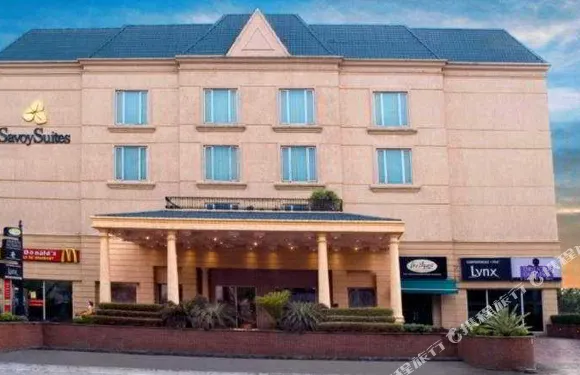 德里N.C.R.諾伊達薩沃伊套房