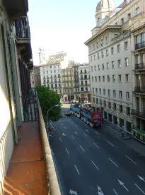 Super Balmes Guest House