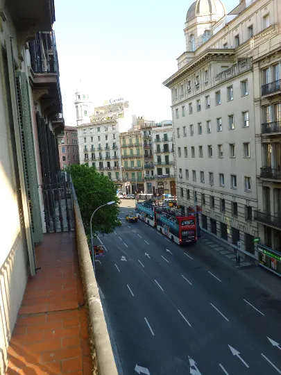 Super Balmes Guest House