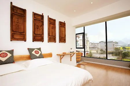 Homeland Dreamland Boutique Hostel Отели рядом с достопримечательностью «Pingdong Square»