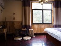 杭州独居一舍度假民宿 - 特色大床房