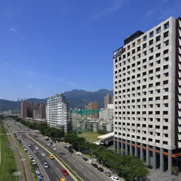 Aloft Taipei Beitou Отели рядом с достопримечательностью «Бэйтоу»