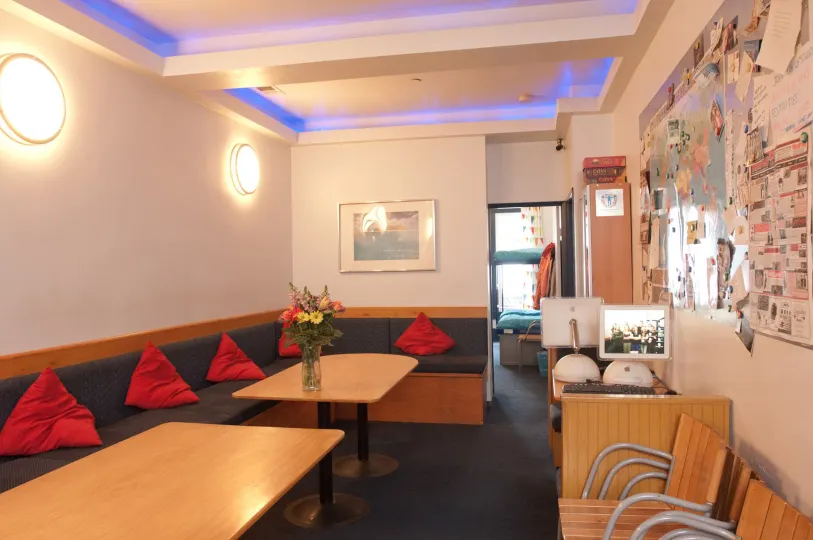 ITH San Francisco Pacific Tradewinds Backpacker Hostel