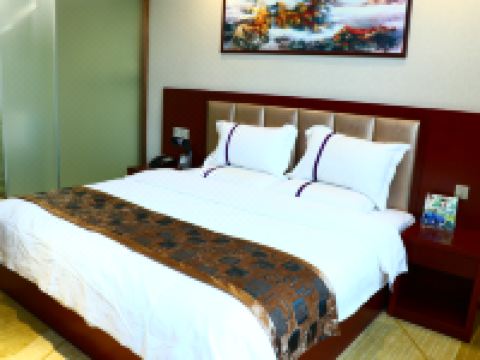 阜阳恒丰商务酒店 - 高级大床房