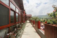 Xinjia Yuquan Hot Spring Hotel