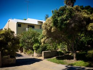 Cottesloe Artist's Beach Retreat