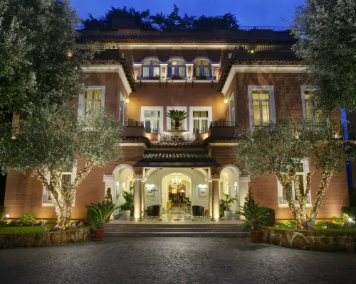 Hotel Principe Torlonia Hotel berhampiran Stesen Metro Jonio