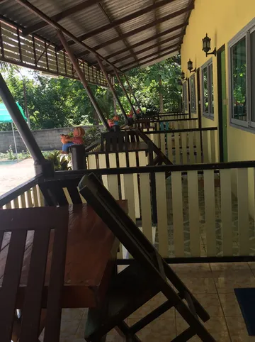 รูปภาพของน้ำผึ้งเพลส